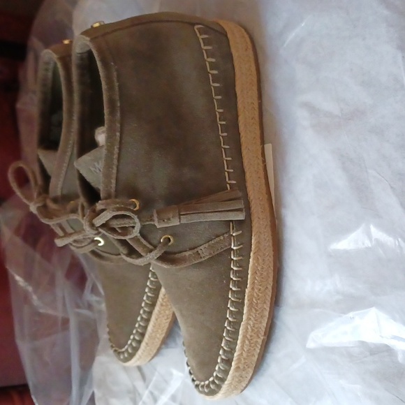 MICHAEL KORS Suede Moccasins type booties - Picture 6 of 14